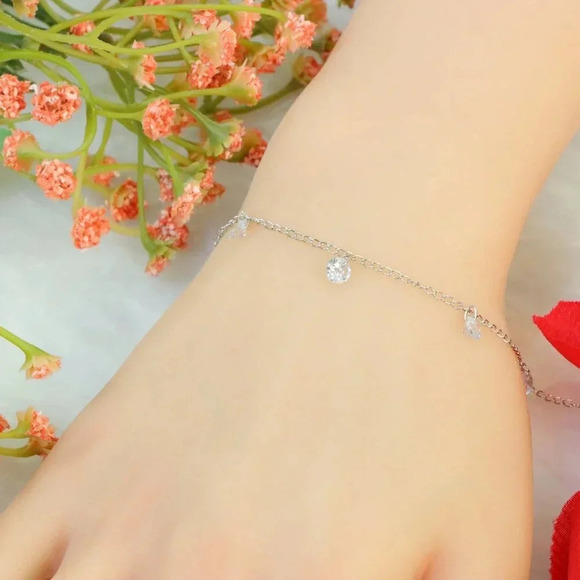 "New Beautiful Design Bracelet for Women/Girls, Gift, B746 - Picture 3 of 10